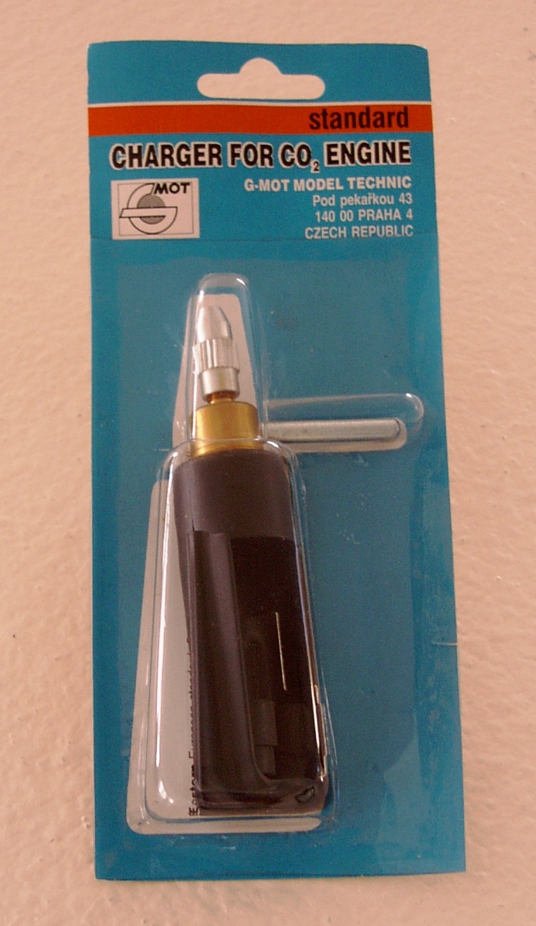 G-Mot 8gr CO2 CARTRIDGE CHARGER