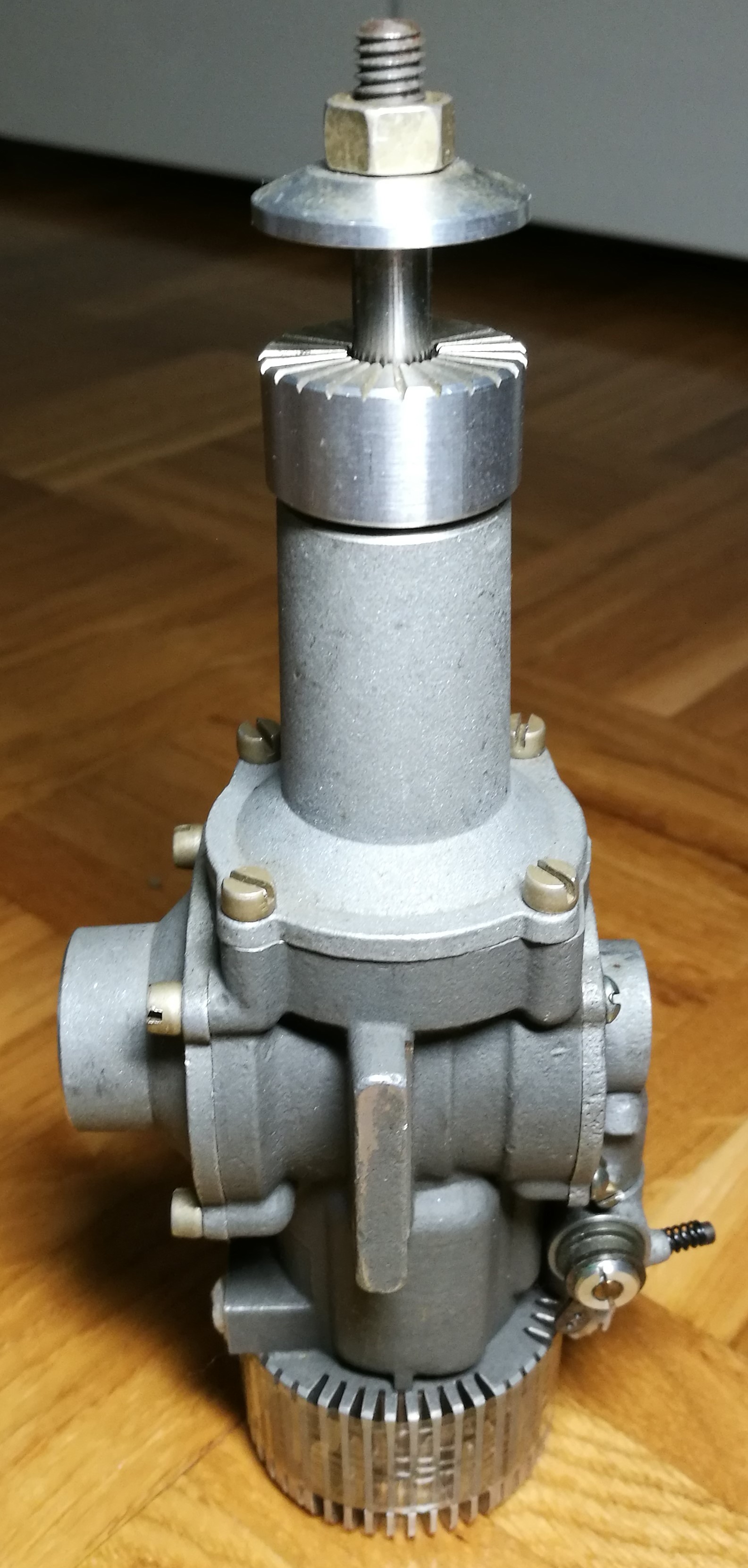 10cc nitro engine