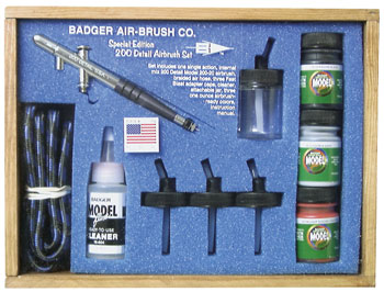 Badger 220-19 Airbrush Set w/Modelflex Paints