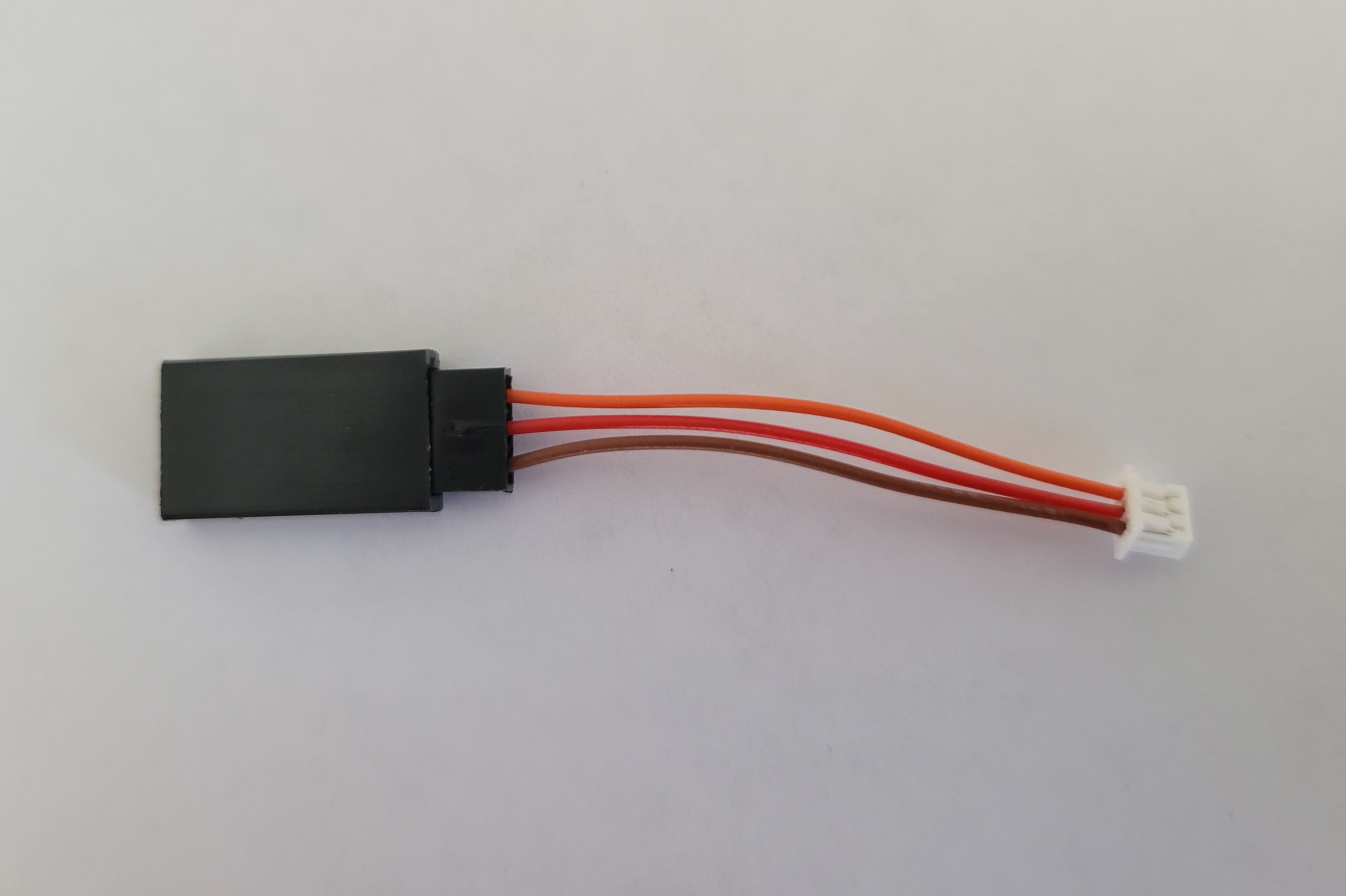 HOBBY CLUB CONVERSION CONNECTOR MOLEX 1.25mm to FUTABA FEM.(4pc) - Click Image to Close