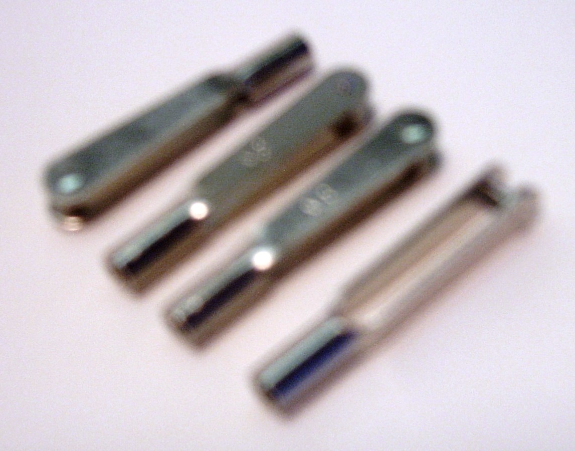 (image for) PUMA-HC 2.5mm Steel Clevis-Threaded-10pcs