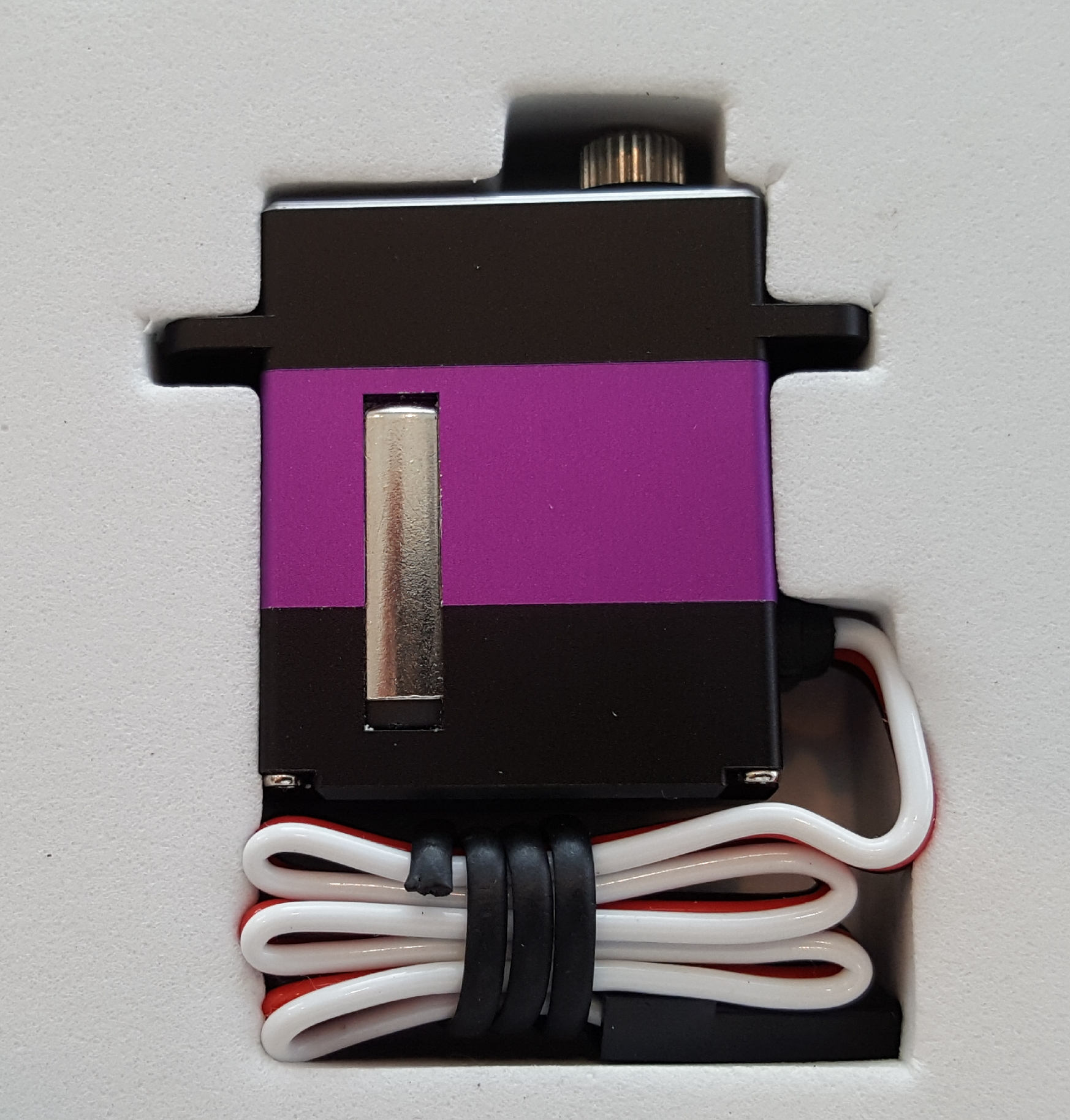 (image for) HCS A20CLS Digital, Metal Gears Servo