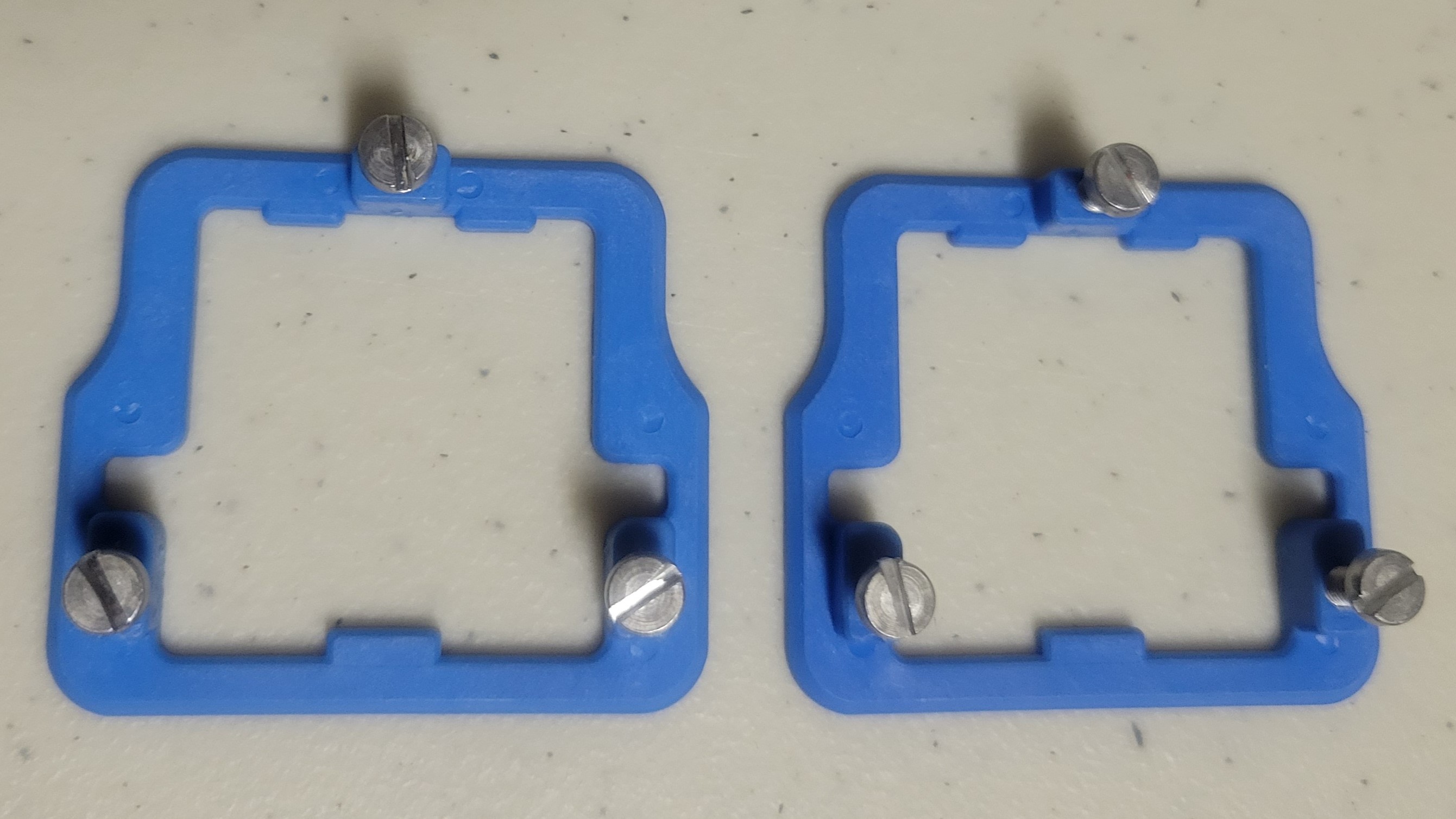 Volz Micro-Maxx Molded Servo Mount (pair)