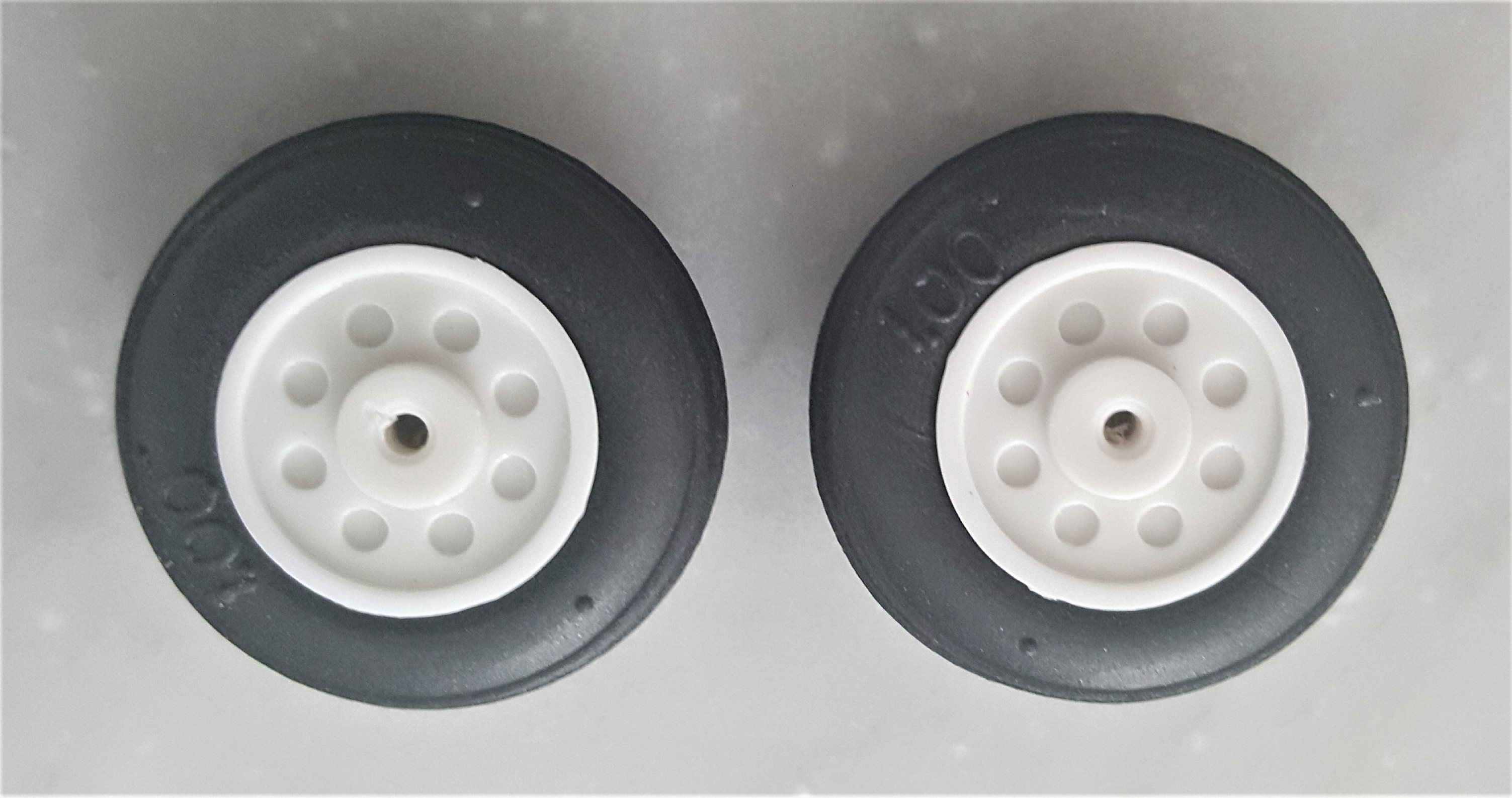 HC-TR MINIMOA SEMI SCALE GLIDER Spare Wheel (Pair)