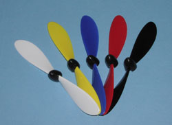 Gunther 150x180mm (5.9x7") White Plastic Propeller w/black spinn